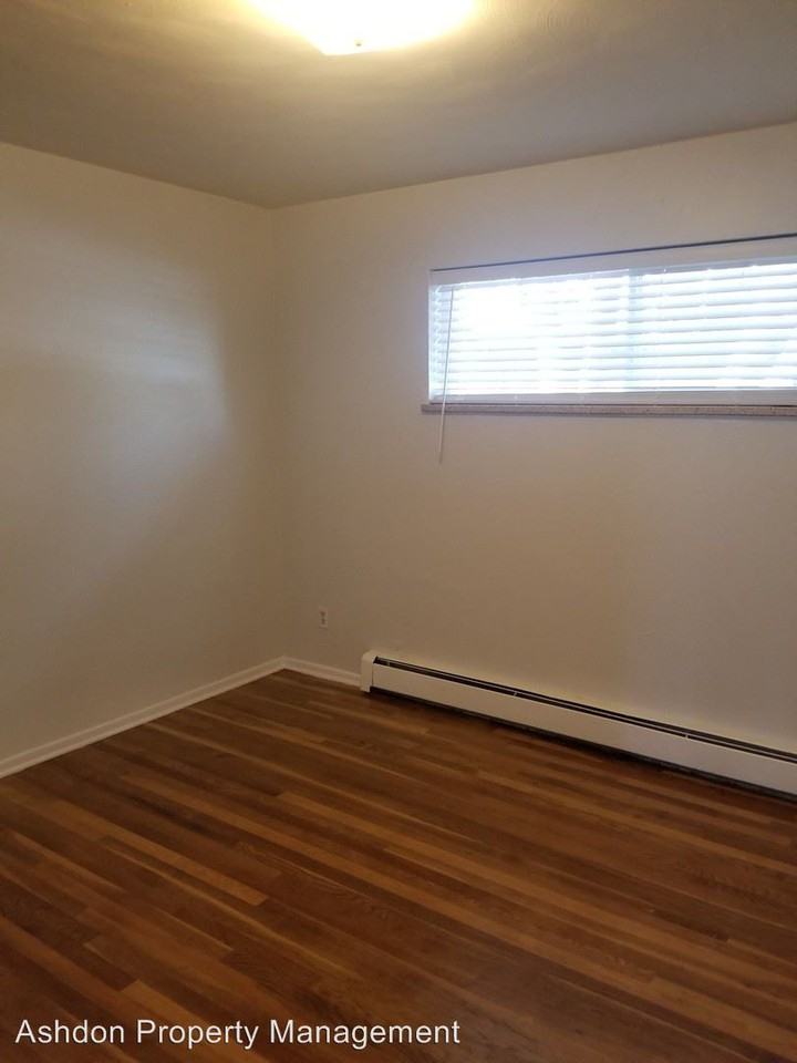 8347 S. Reed St. #2 - Photo 3 of 10