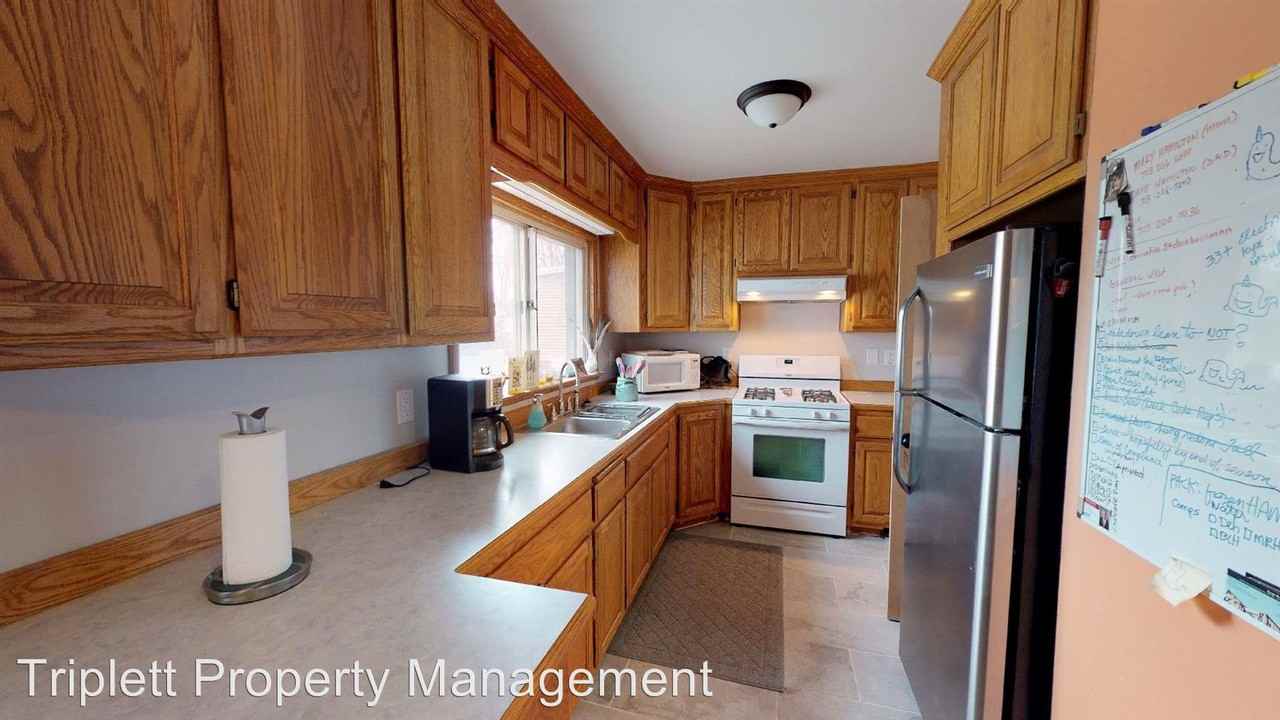 625 13th Street - Photo 2 of 12