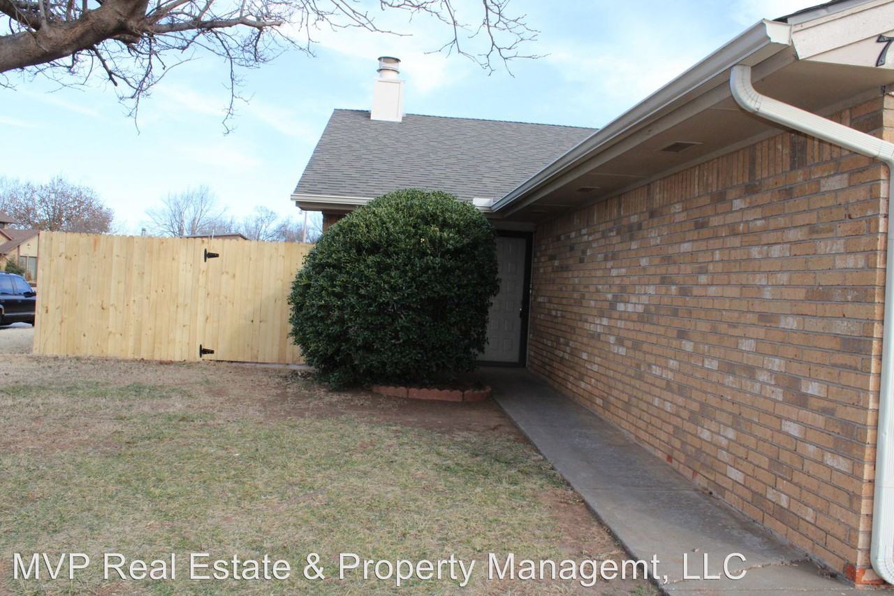 7145 Nw 115th St - Photo 2 of 17