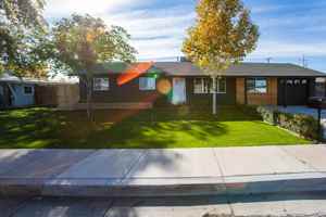 featured image of 107 E Park Ave