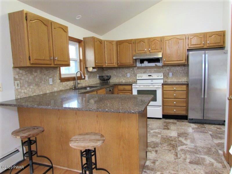 108 W End Dr - Photo 3 of 41