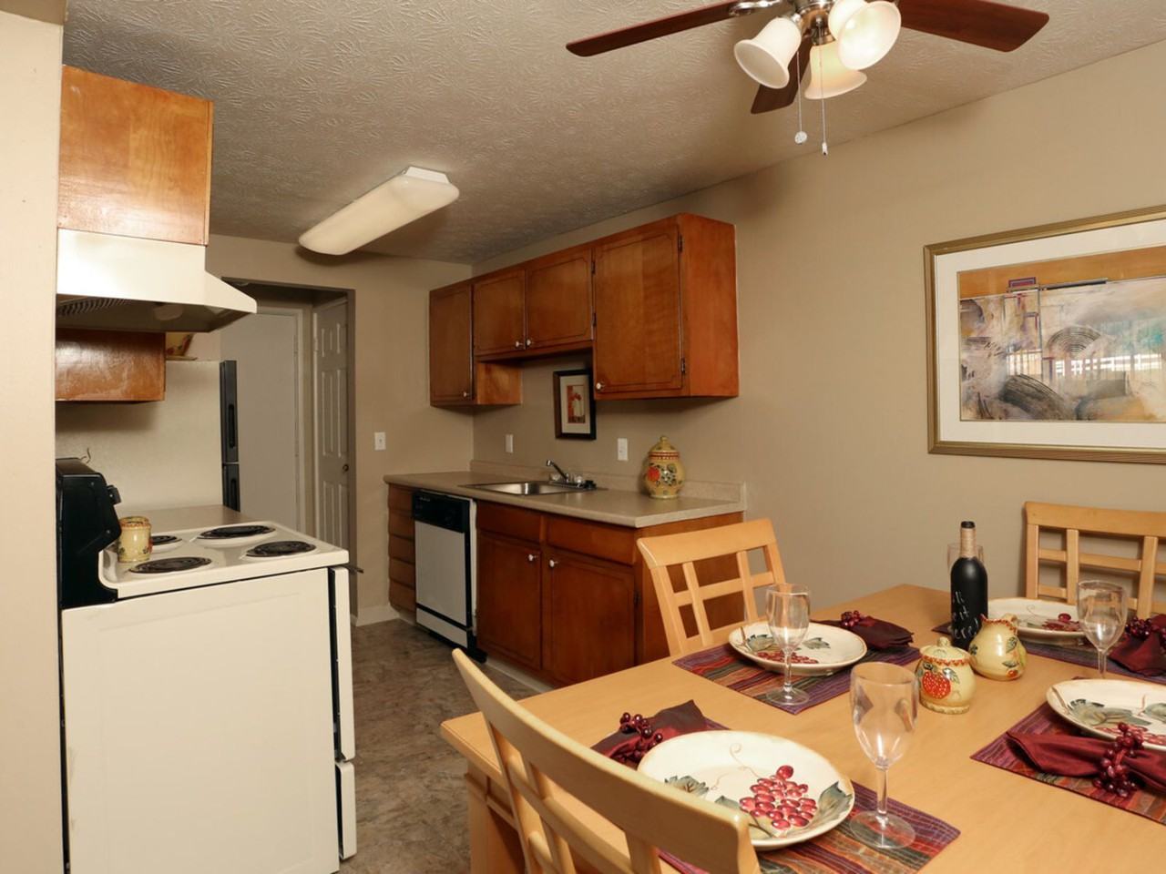 Kerrybrook Apartments 1837 South Raccoon Road, Austintown, OH 44515