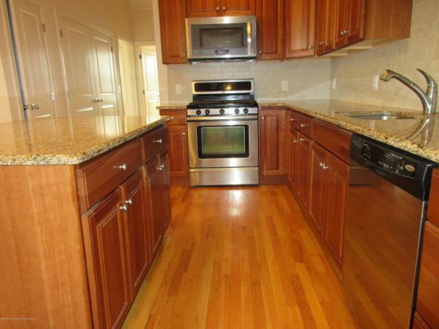 701 Main Street - Photo 3 of 10