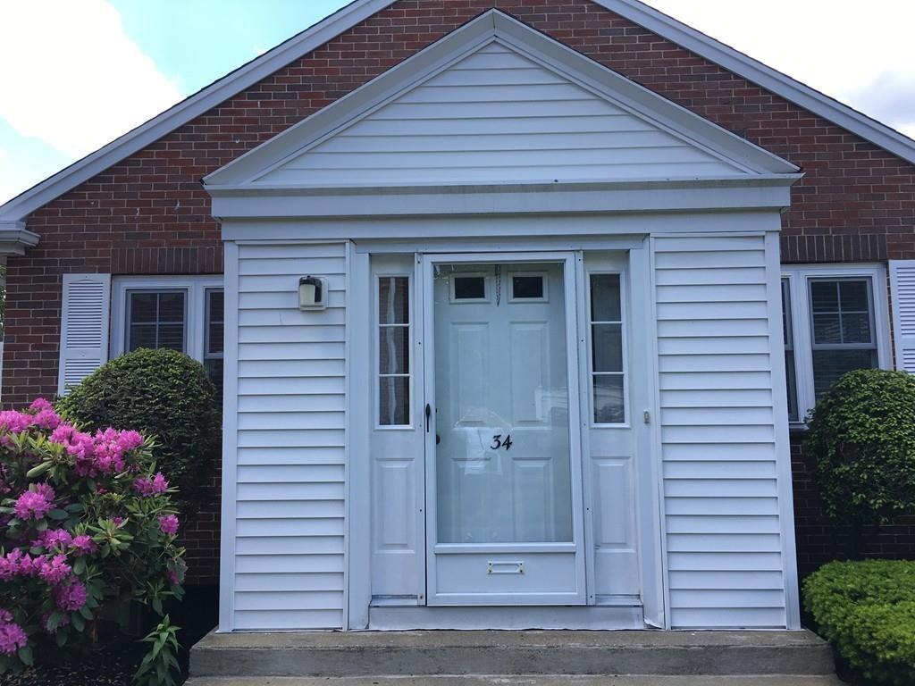 34 Emerson Gardens - Photo 2 of 14