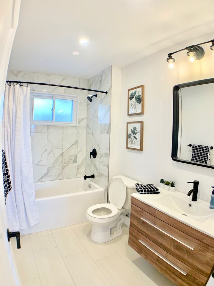 1470 Chomley Crescent - Photo 6 of 9