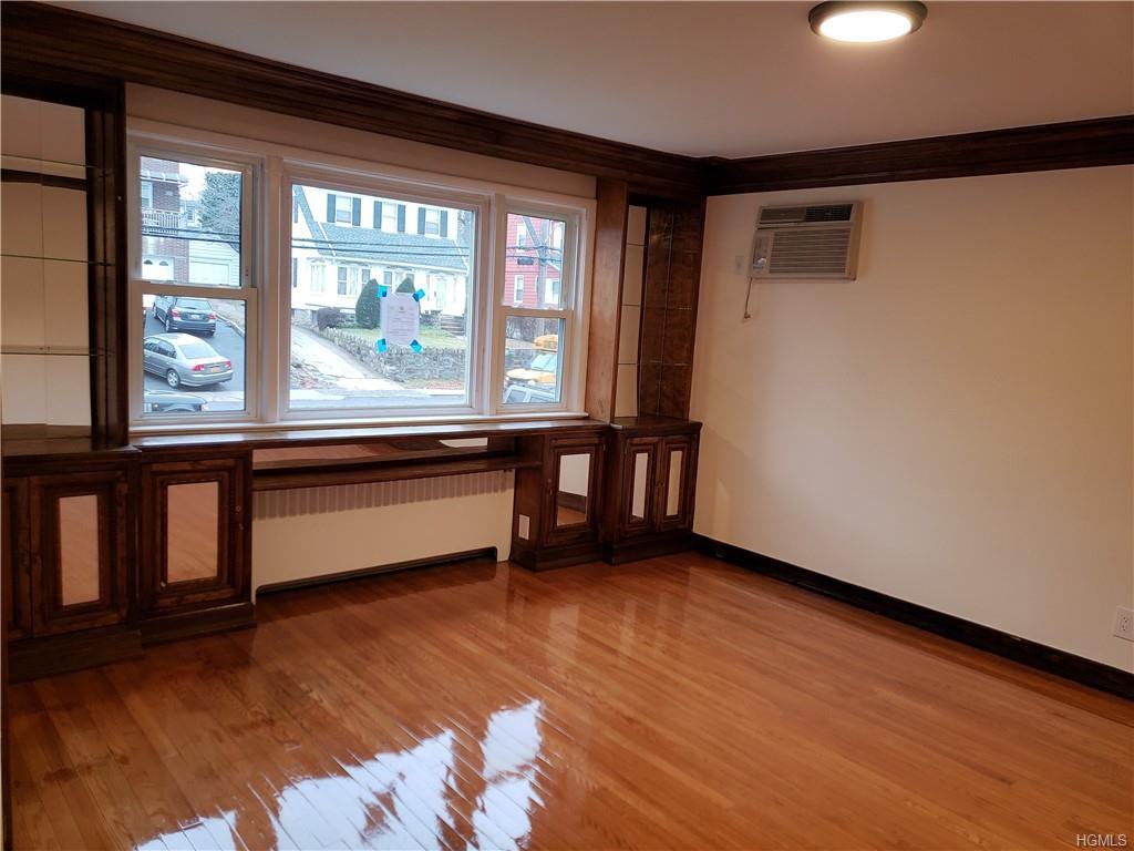 294 Mile Square Road Unit 2 - Photo 3 of 13