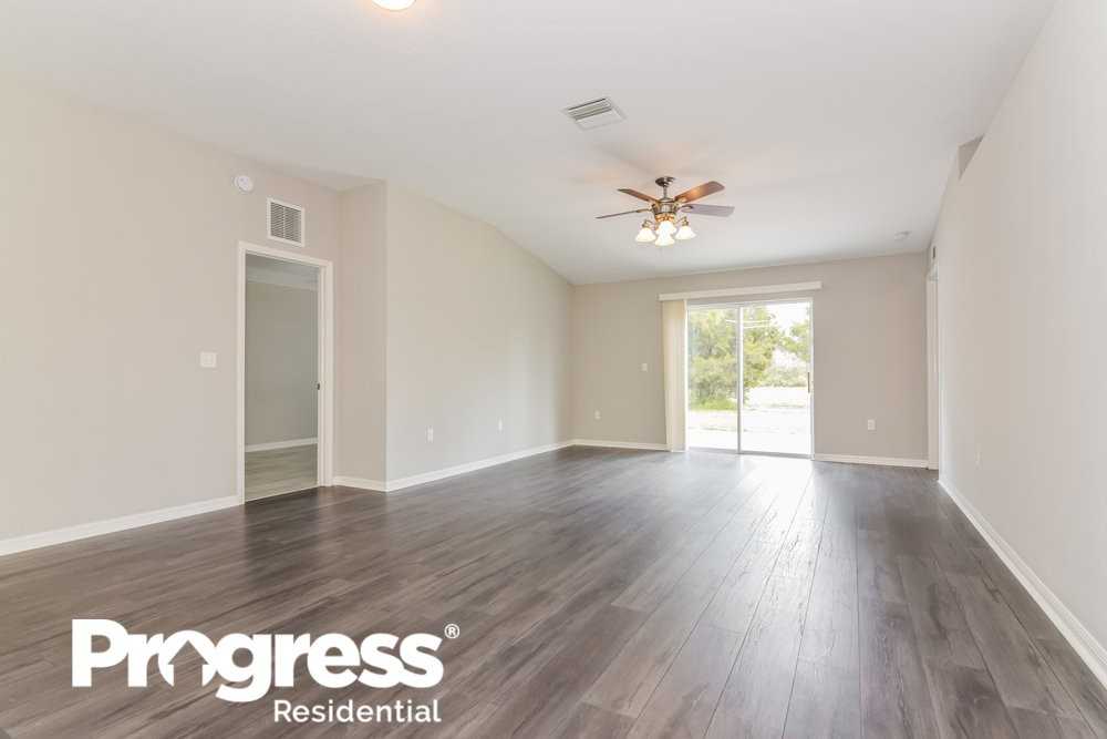 4000 Constantine Loop - Photo 3 of 16