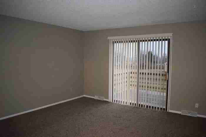 17307 East 48th Street Court South - Photo 3 of 26