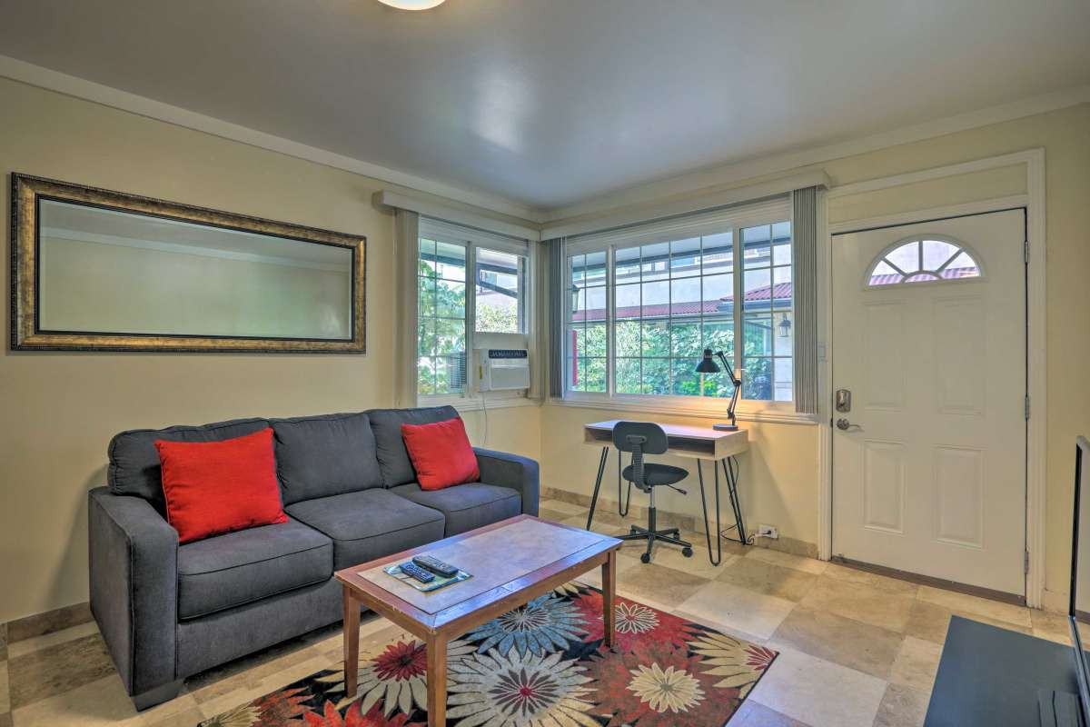 1965 Ala Wai Boulevard - Photo 2 of 22