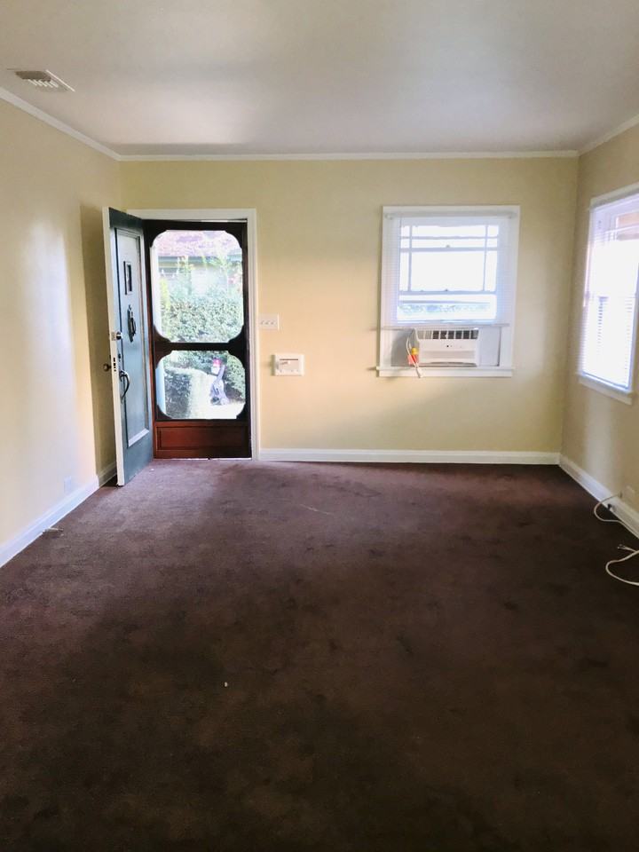 635 North Madison Avenue - Photo 2 of 10