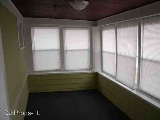 2012 11th Street - Photo 2 of 11