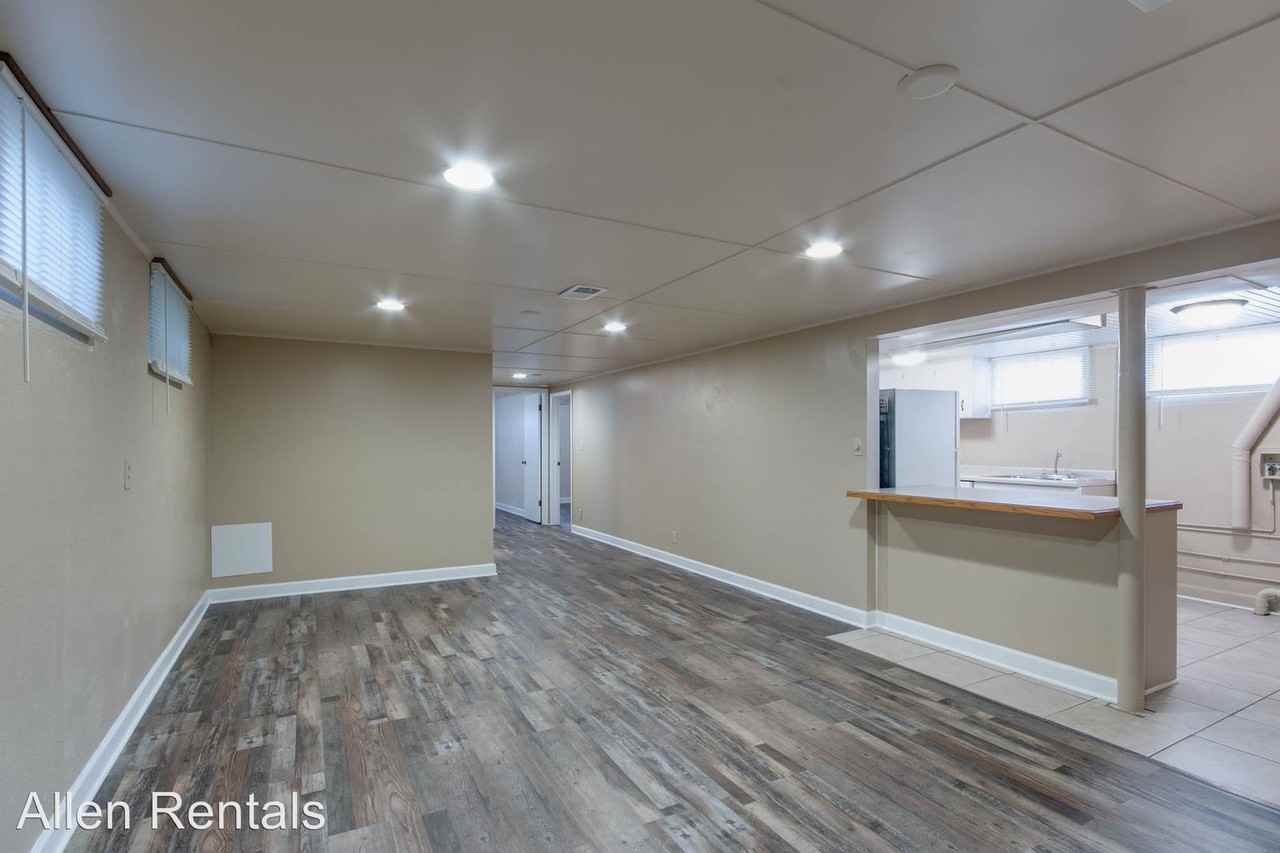 1836 Elaine - Photo 2 of 16