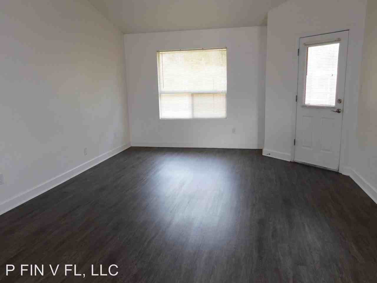 38 Callan Ct - Photo 3 of 13