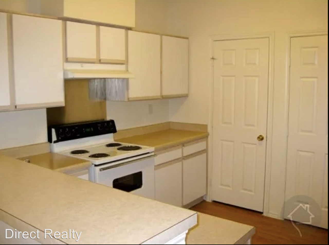 1301 Park Place Hurst #1338 - Photo 2 of 12