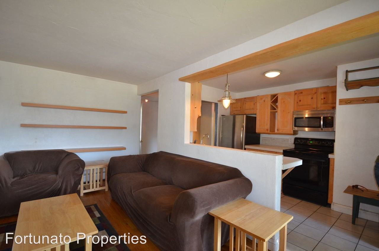 1A 1a Sandstone 905 Red Sandstone Rd. #1A - Photo 3 of 12