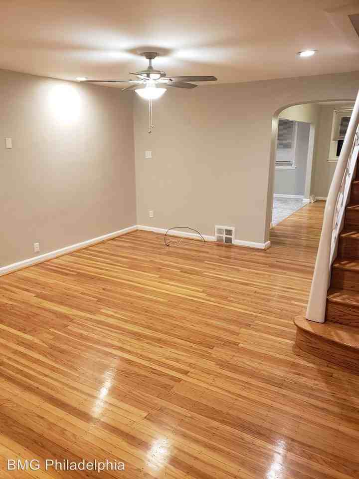 315 E Claremont Rd - Photo 3 of 19