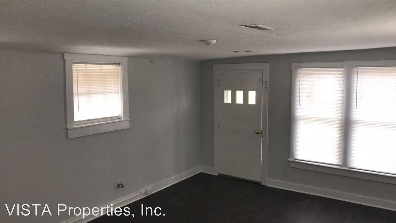 4216 Clark St - Photo 3 of 32