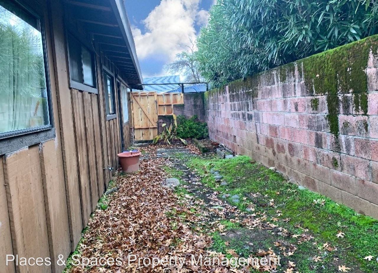 2105 Skyline - Photo 3 of 20