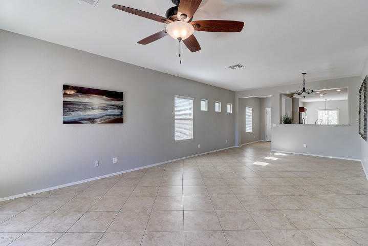 26145 W Piute Ave - Photo 3 of 10