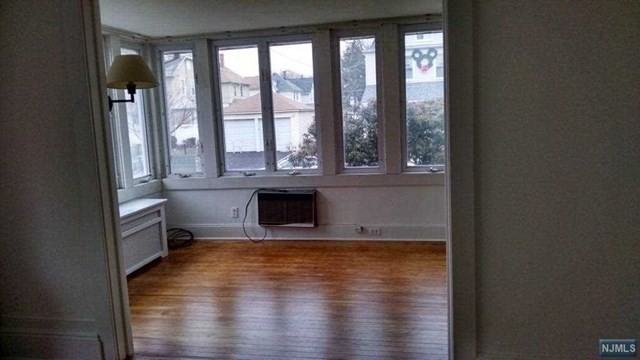 68 May Street - Photo 2 of 7