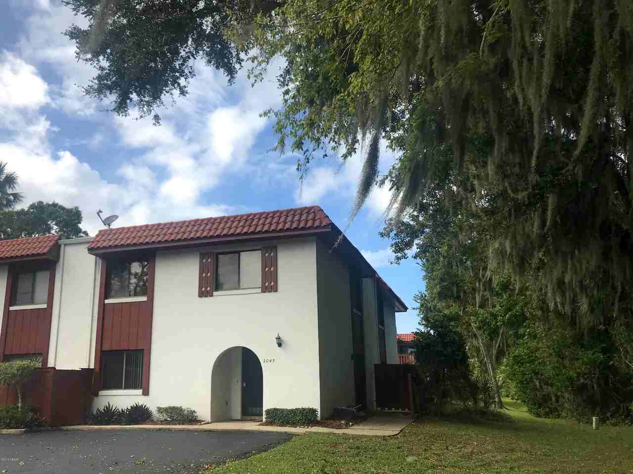 2045 Oak Meadow Circle - Photo 2 of 17