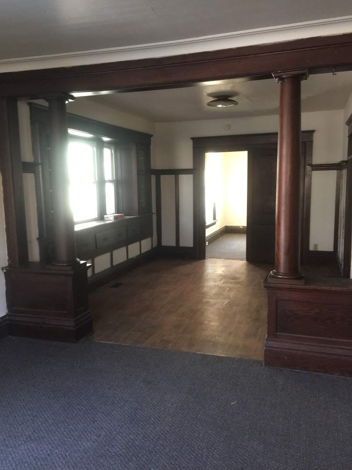 Lower unit of Duplex - Photo 7 of 15