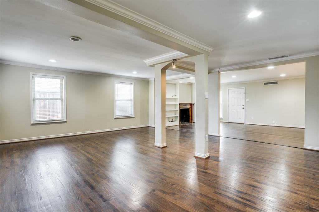 6371 Vanderbilt Avenue - Photo 3 of 12