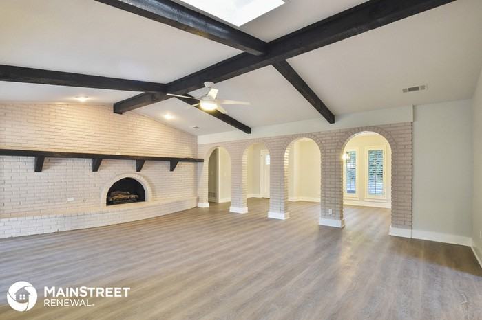 2505 Westridge Drive - Photo 3 of 19