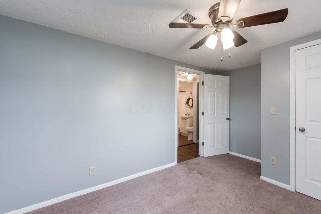 4380 N Bank Rd - Photo 3 of 36