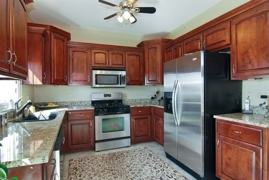 16088 Penny Ln - Photo 2 of 12