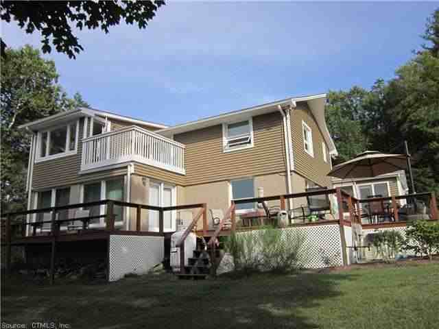 263 Duncaster Rd - Photo 3 of 17