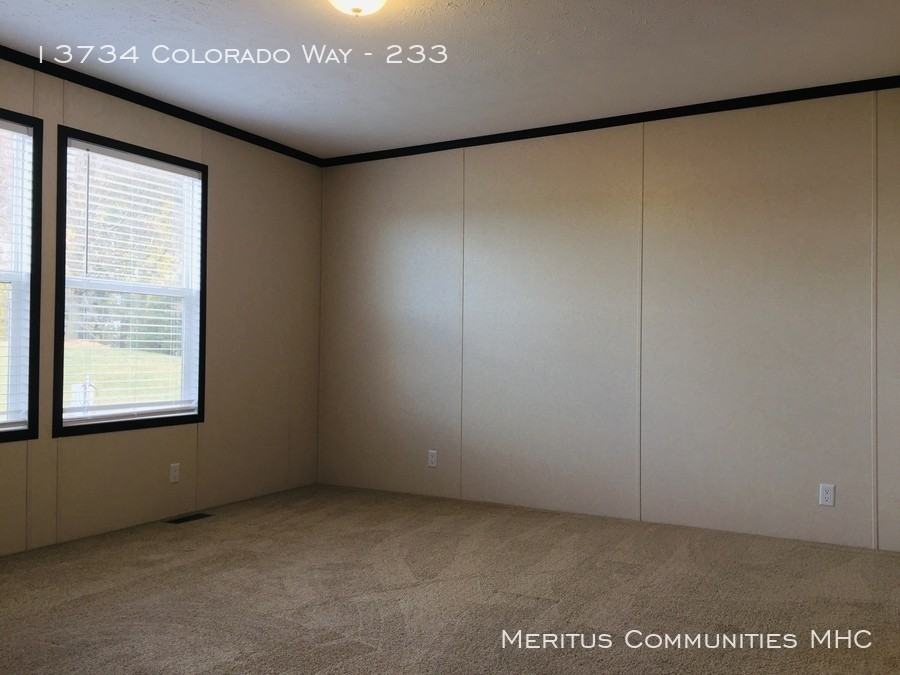 13734 Colorado Way #233 - Photo 3 of 16