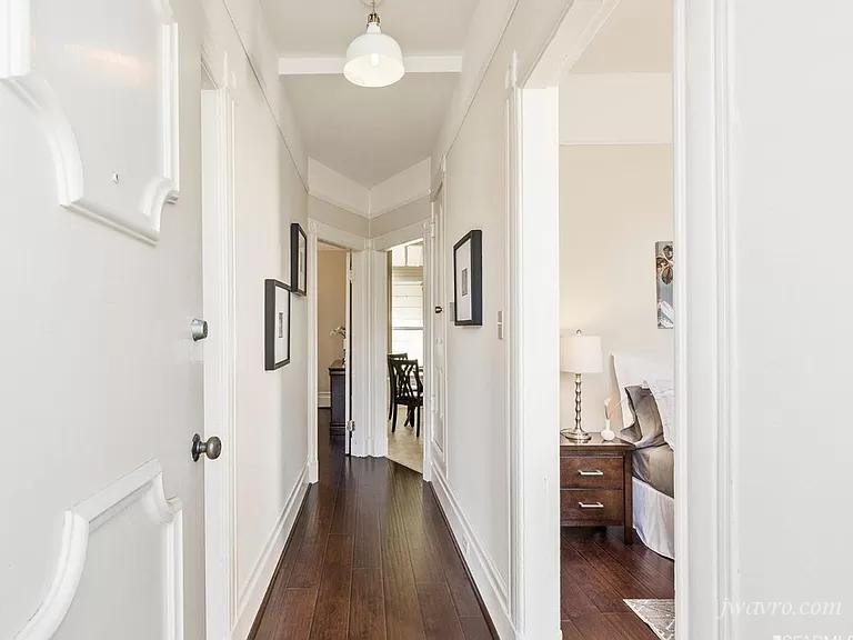 228 Vicksburg - Photo 2 of 18