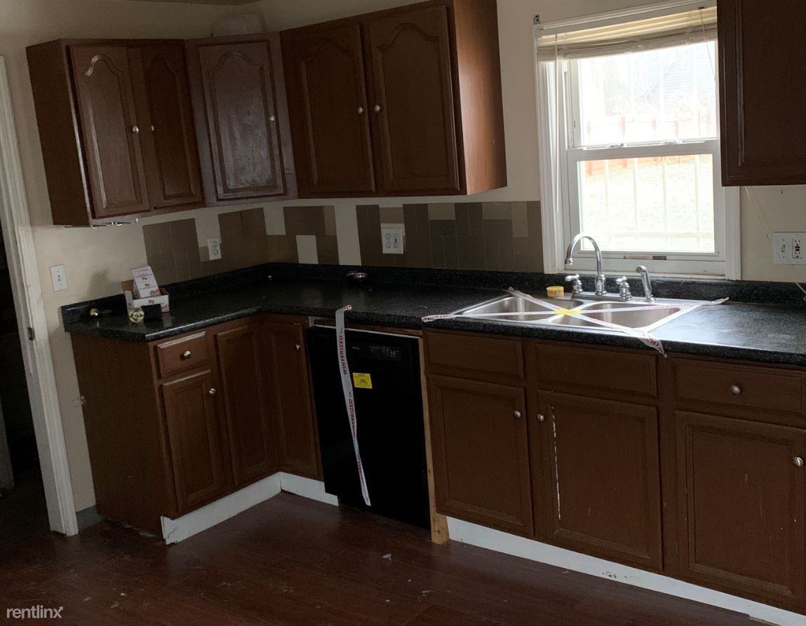 187 Chester St - Photo 2 of 5