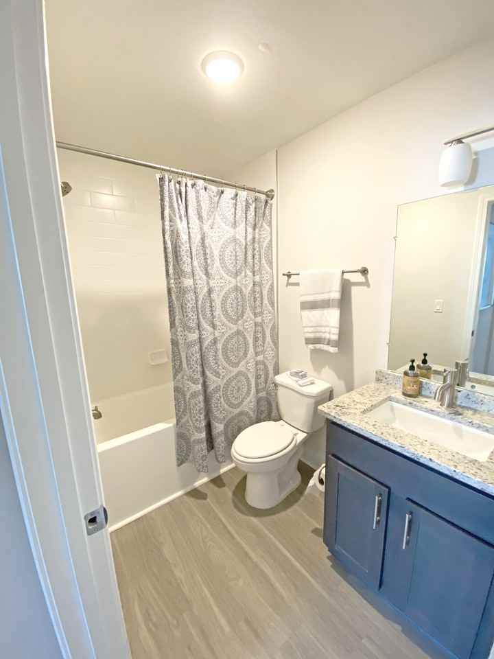 Stanford Pointe - Photo 7 of 18