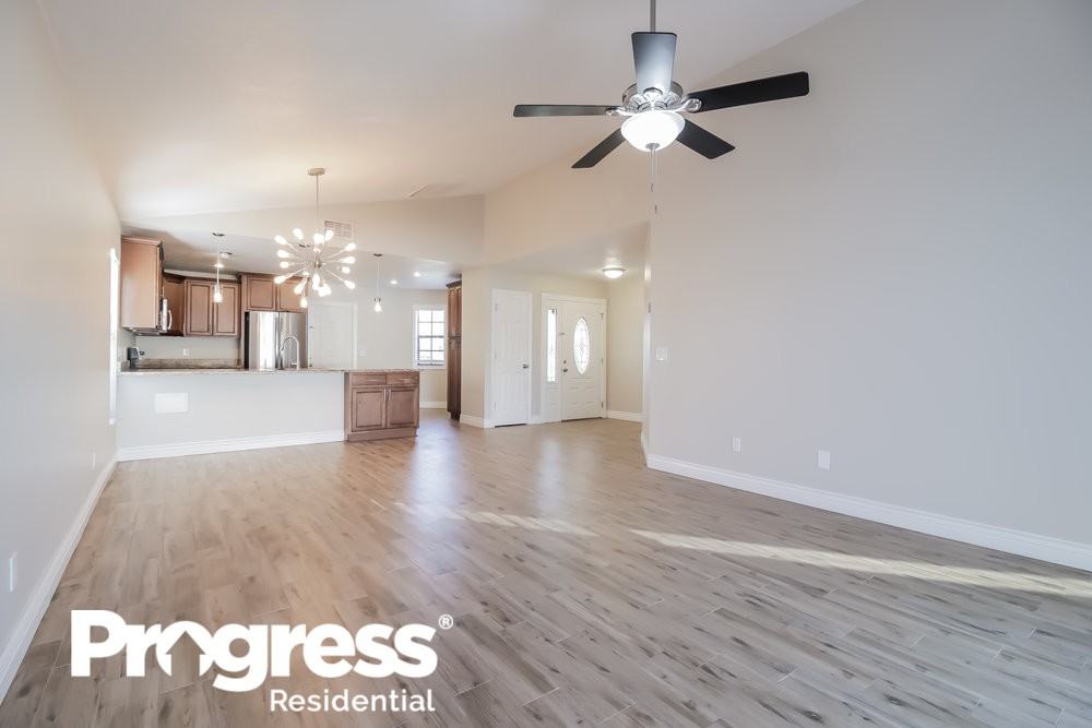 1109 Miami Woods Ct - Photo 3 of 16