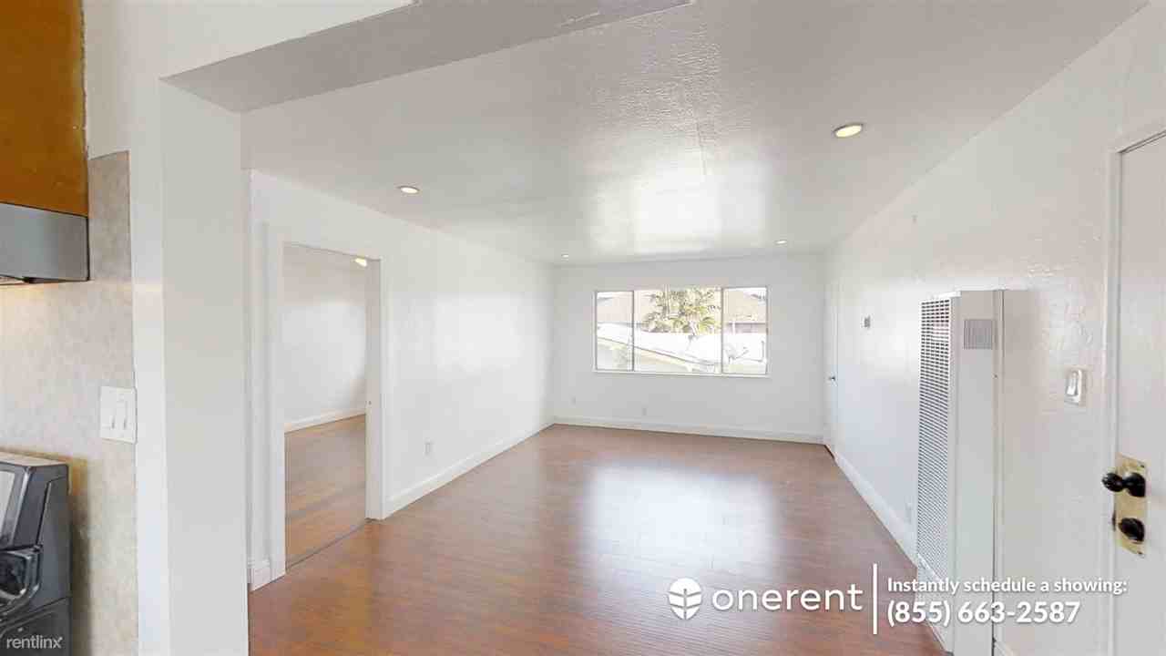 1636 94th Ave #B - Photo 3 of 10