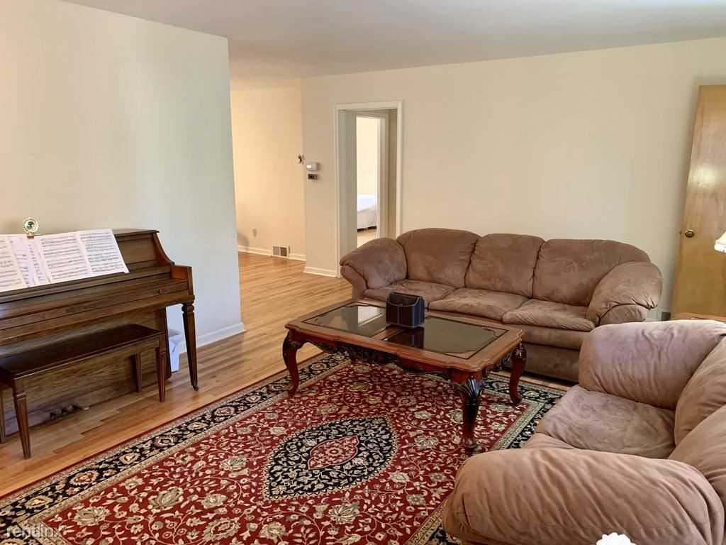 21118 Halworth Rd - Photo 3 of 27