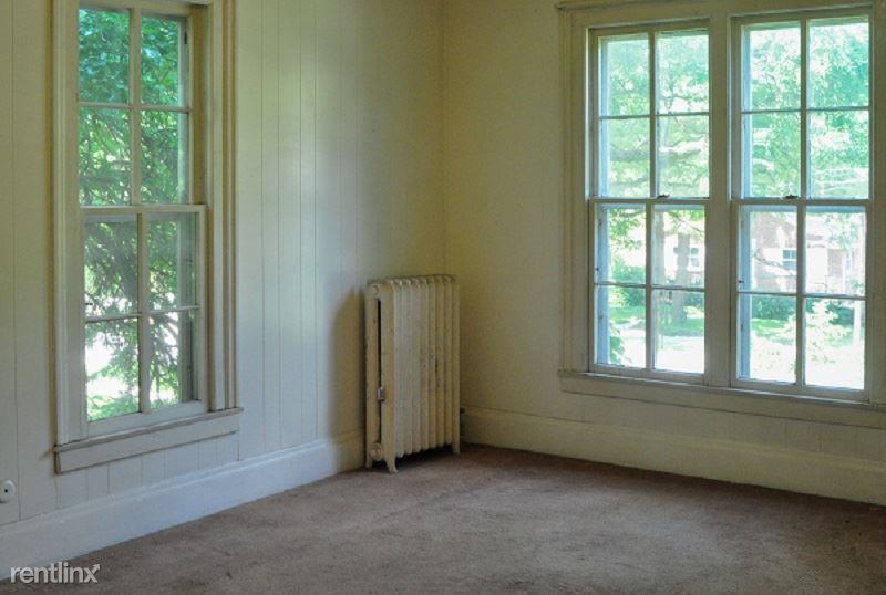 1103 W Huron St 3 - Photo 3 of 14