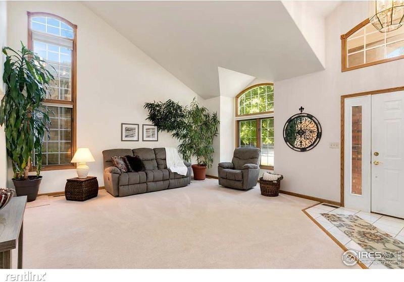 1018 Ogden Ct. - Photo 3 of 15