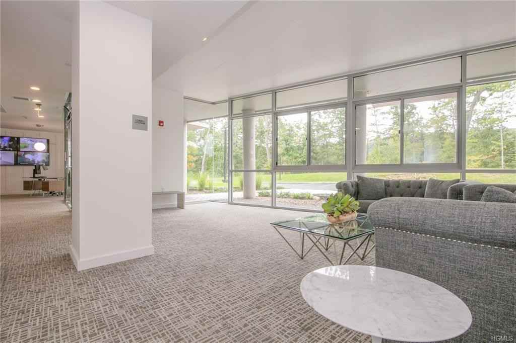 250 South Central Park Avenue 3a - Photo 2 of 20