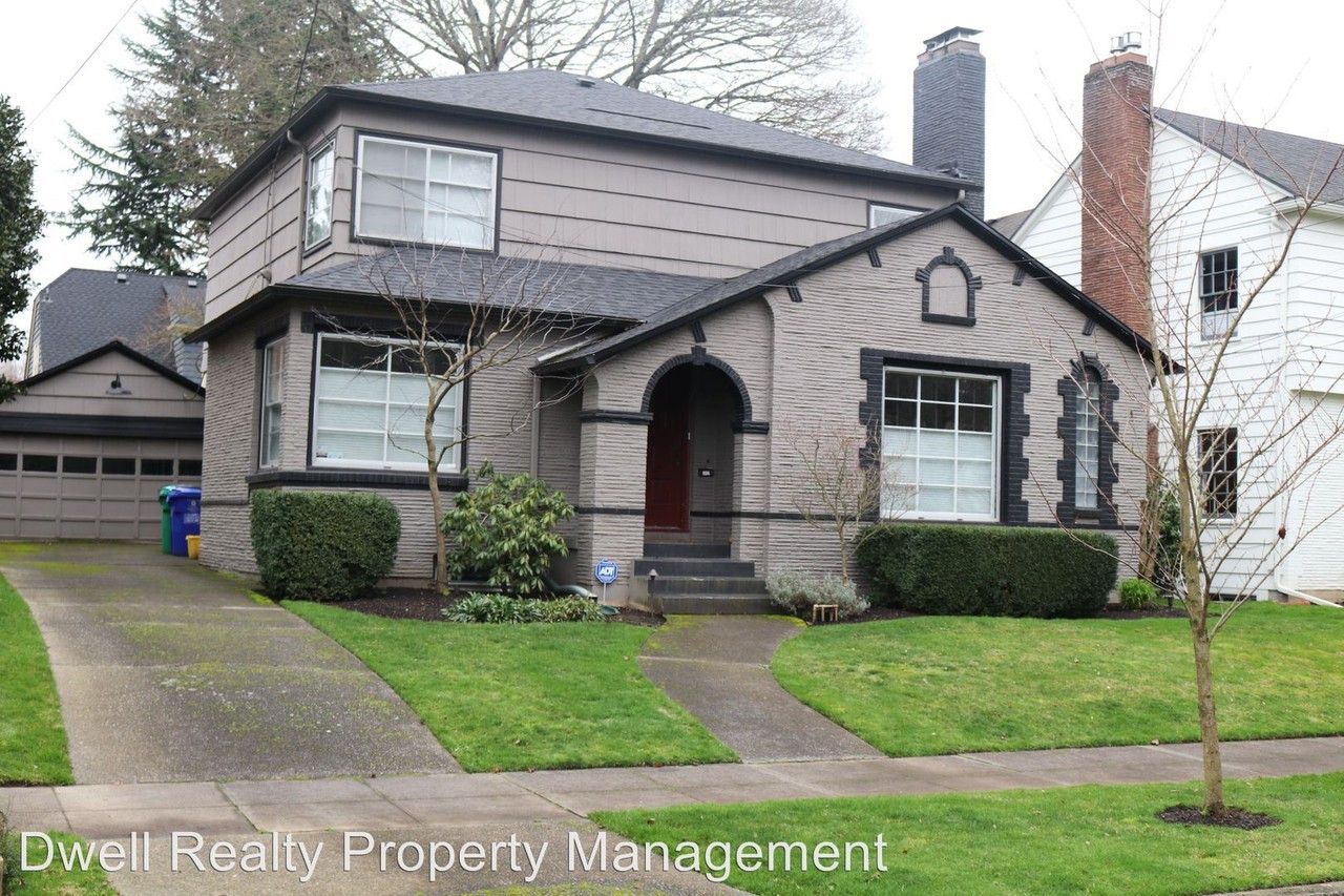 2406 Ne 32nd Ave - Photo 2 of 28
