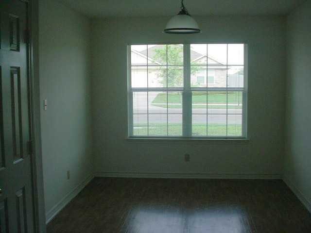 104 Jocelyn Circle - Photo 3 of 19