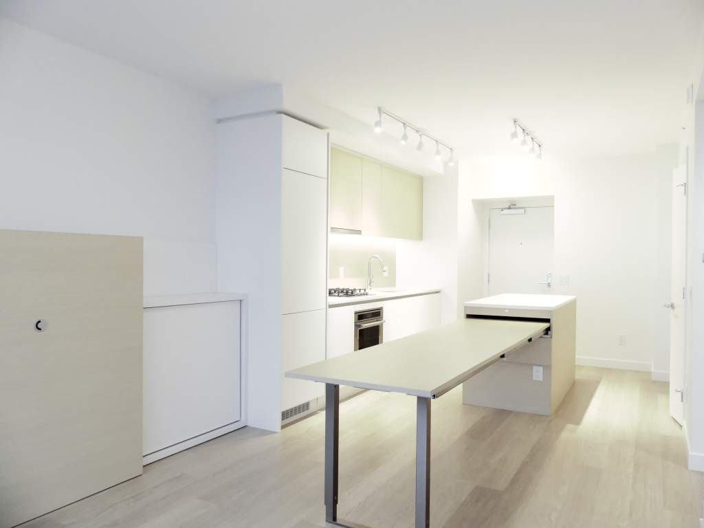 Lougheed Heights - Photo 3 of 16