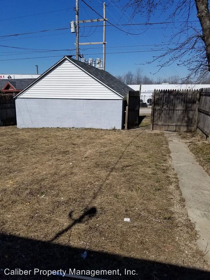 2302 Glen Court - Photo 2 of 11