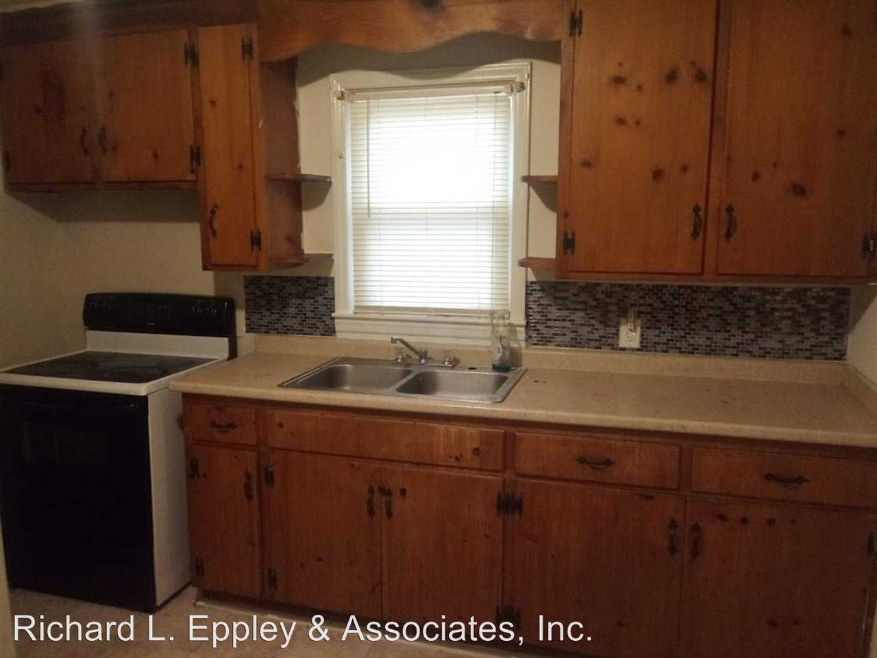 3700 Carlyle Dr - Photo 3 of 9