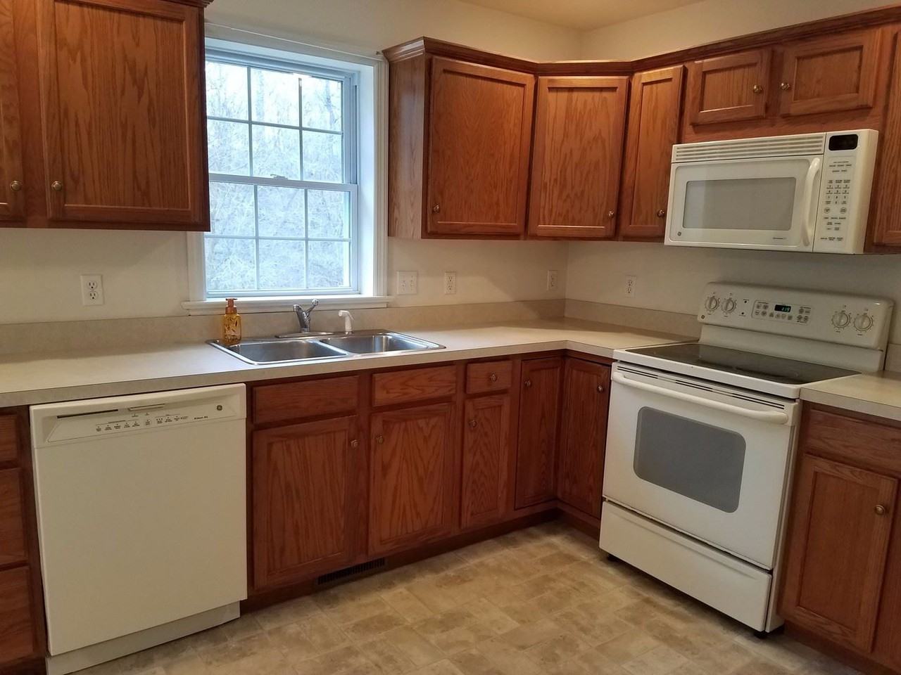 70 Covered Bridge Rd. - Photo 3 of 20