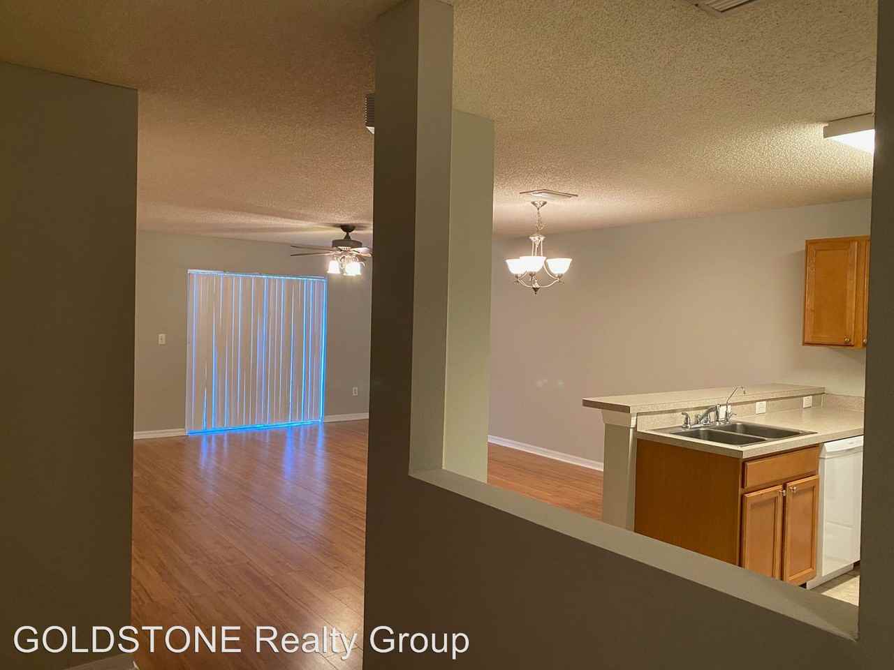8507 Edgewater Place Blvd - Edgewate - Photo 3 of 24