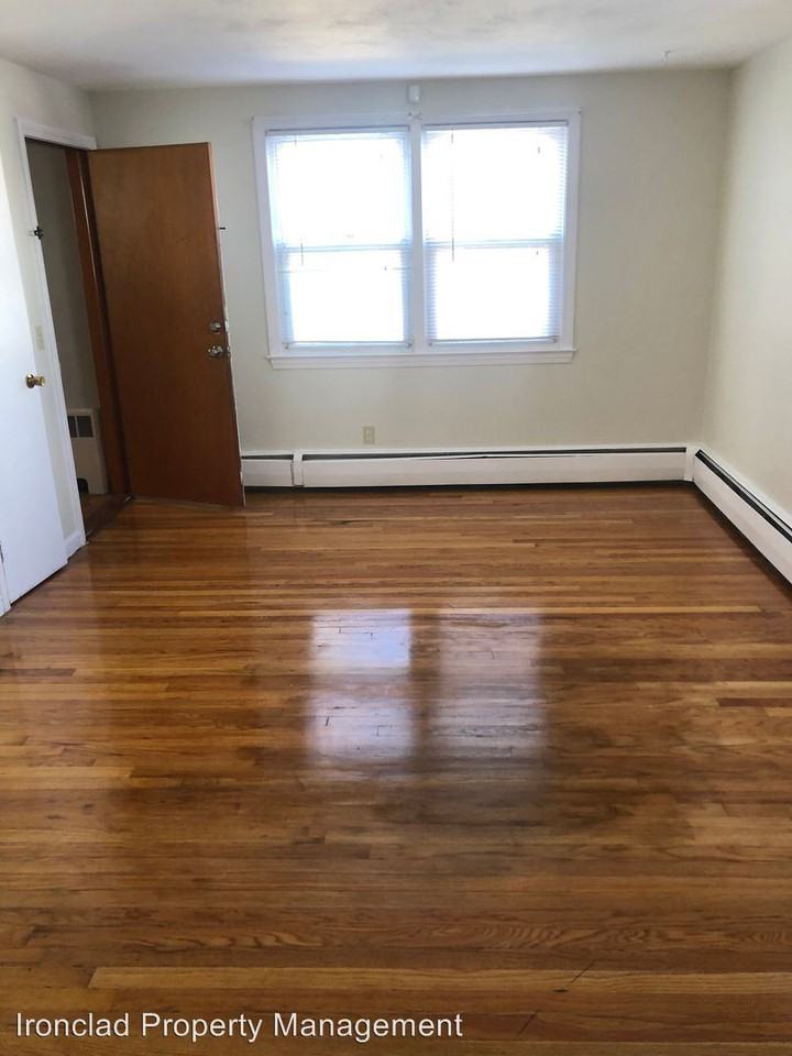 127 Prospect Street - Photo 3 of 14