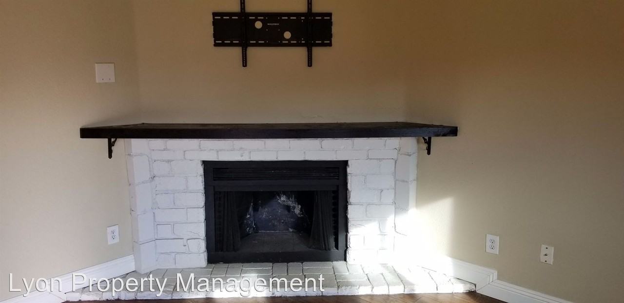 1930 Lehigh Drive - Photo 2 of 15